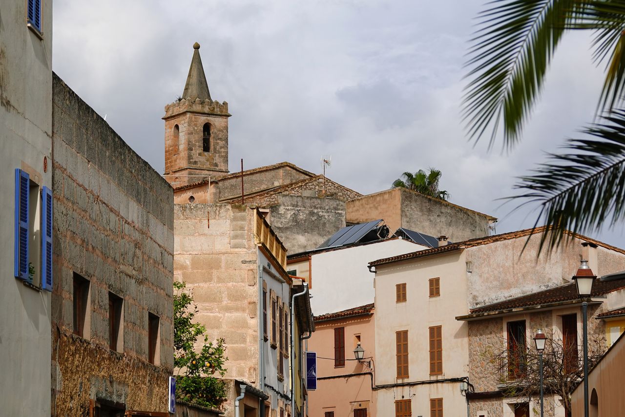 How to shape a May day in l'Alcúdia