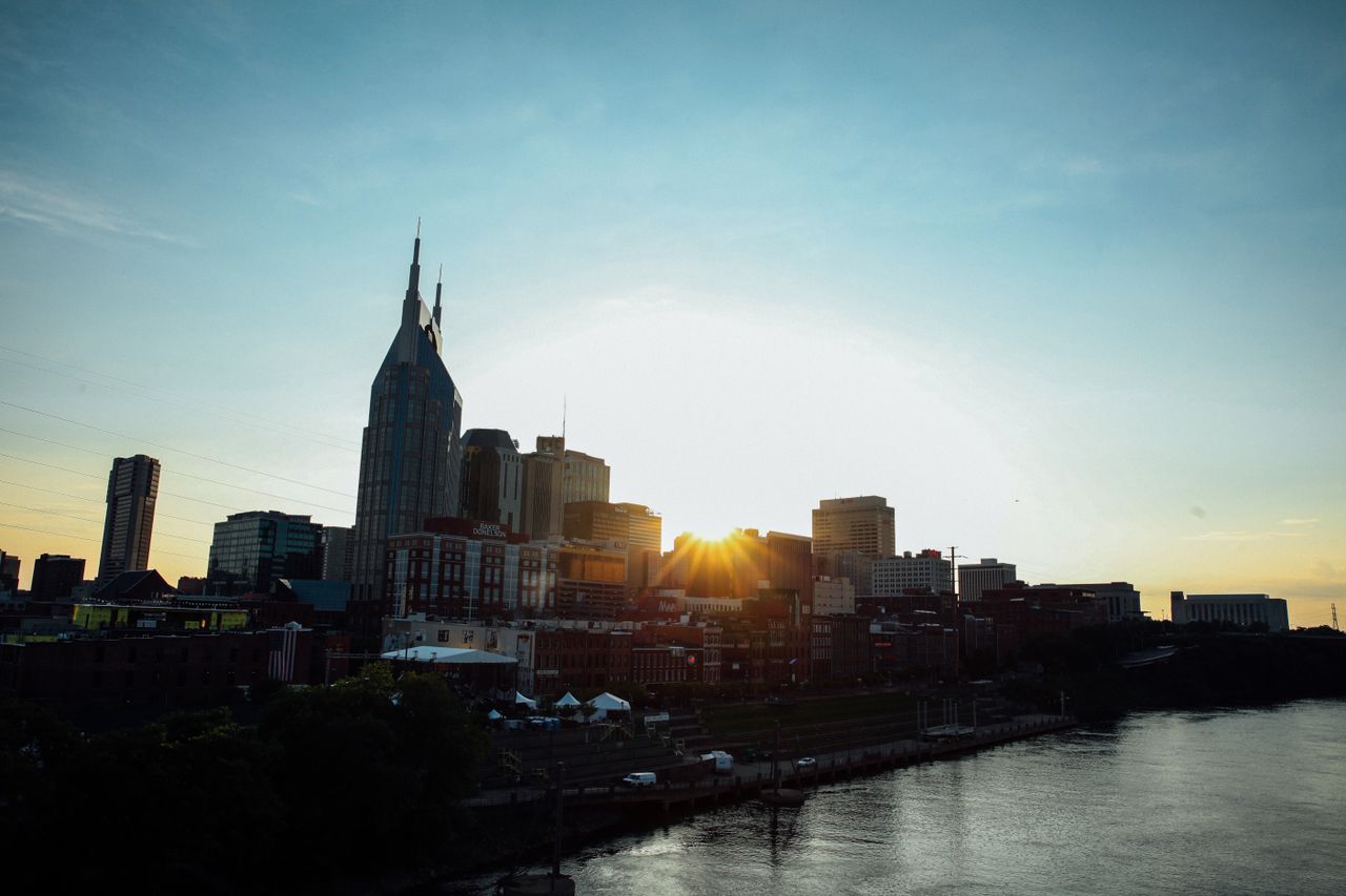 Choosing the best season for Nashville