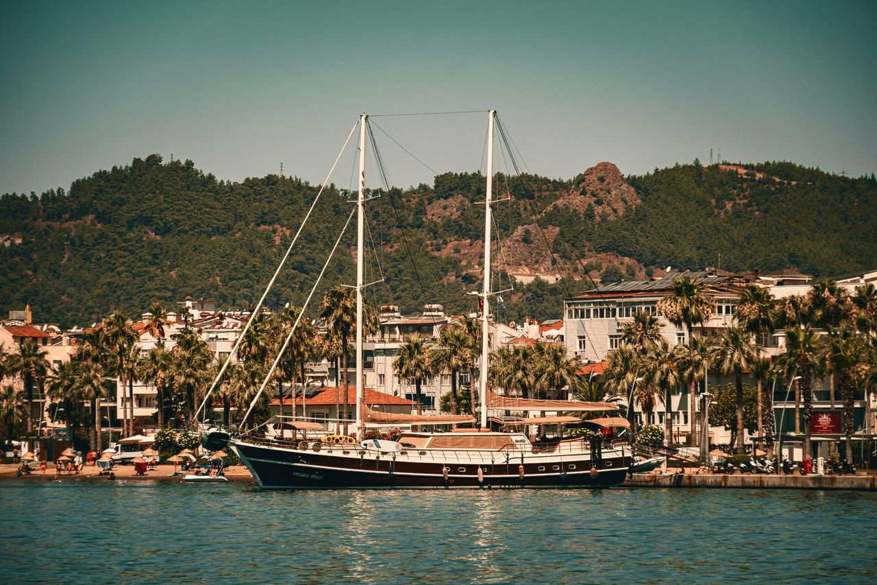Busy and quiet months in Marmaris