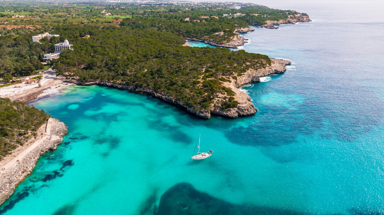 Picking a month for the island journey
