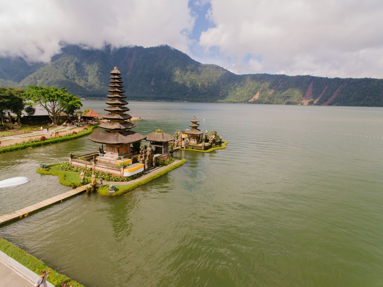 Busy and quiet months in Bali