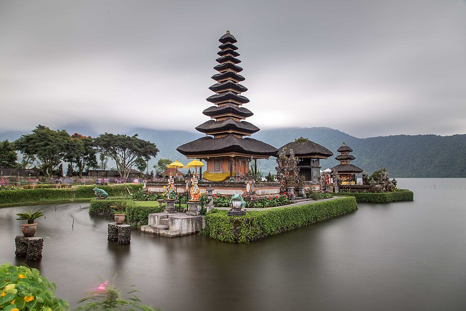 Pura Bratan Bali