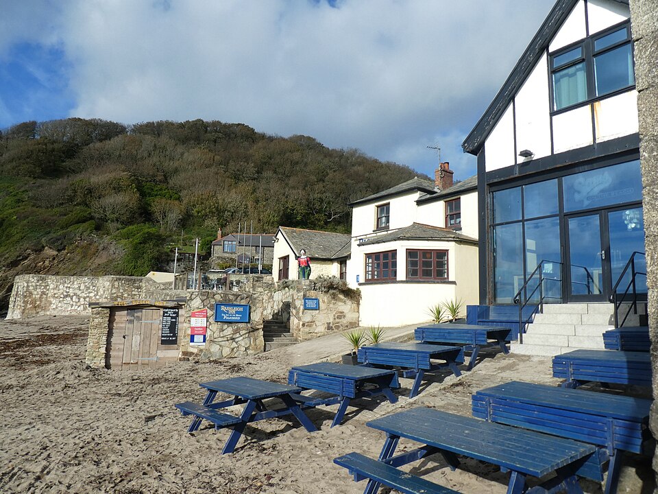 Polkerris Beach